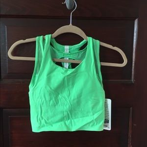 Lulumon Break Free tank NWT
